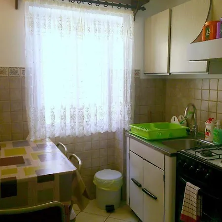 Ana Apartment *
