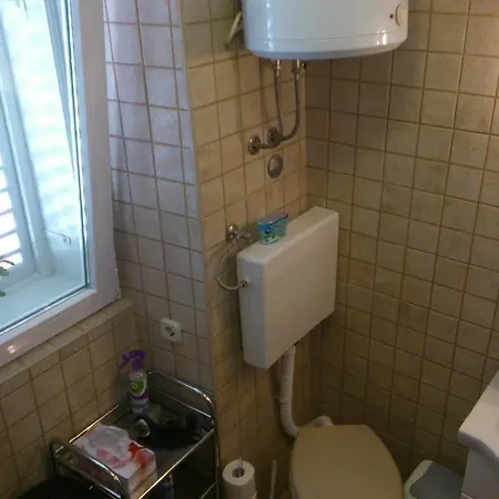 Ana Apartment *