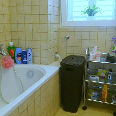 Apartment Ana *