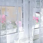 Ana *
